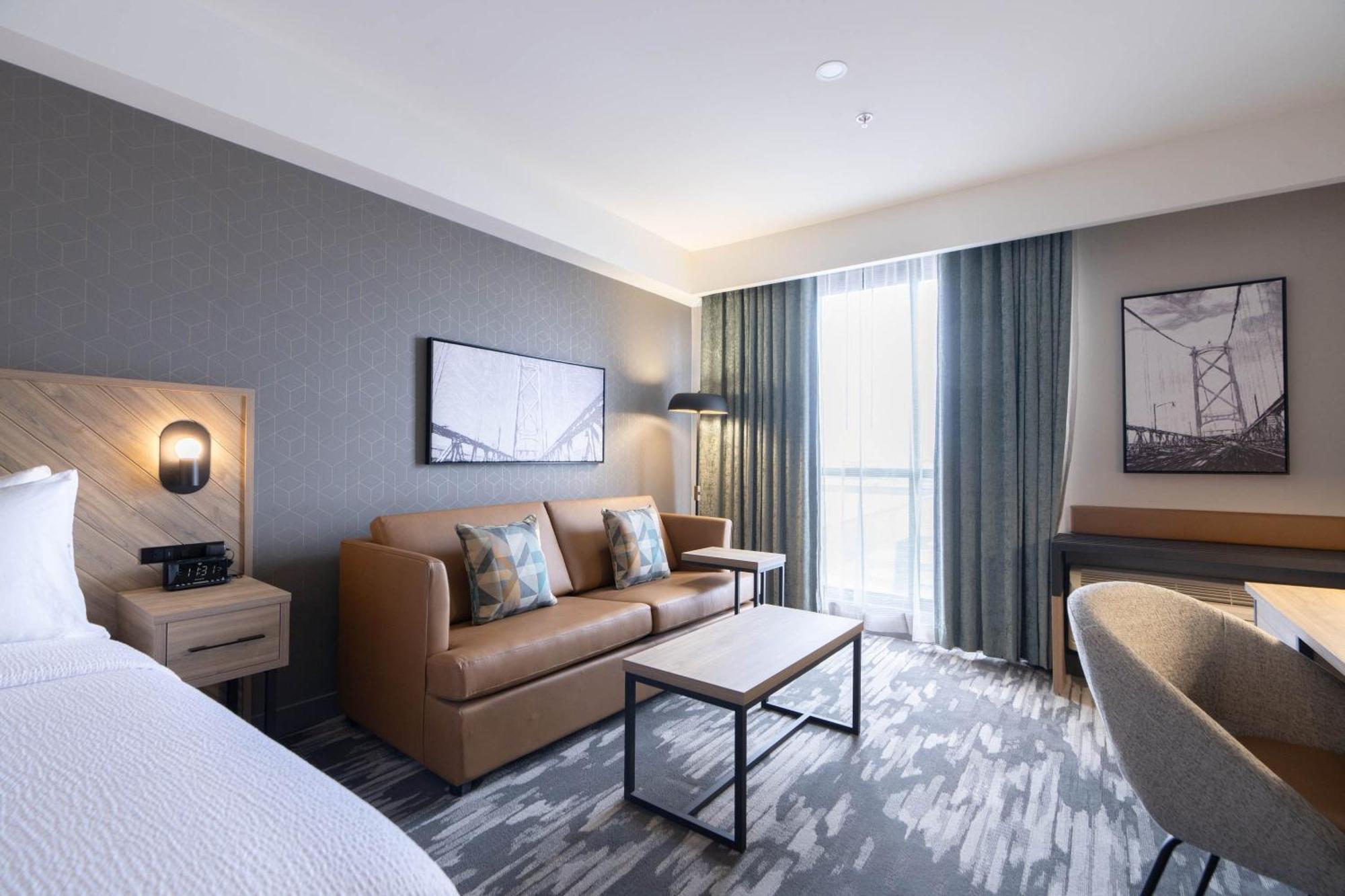 Sandman Signature Winnipeg Airport Hotel & Suites Екстер'єр фото