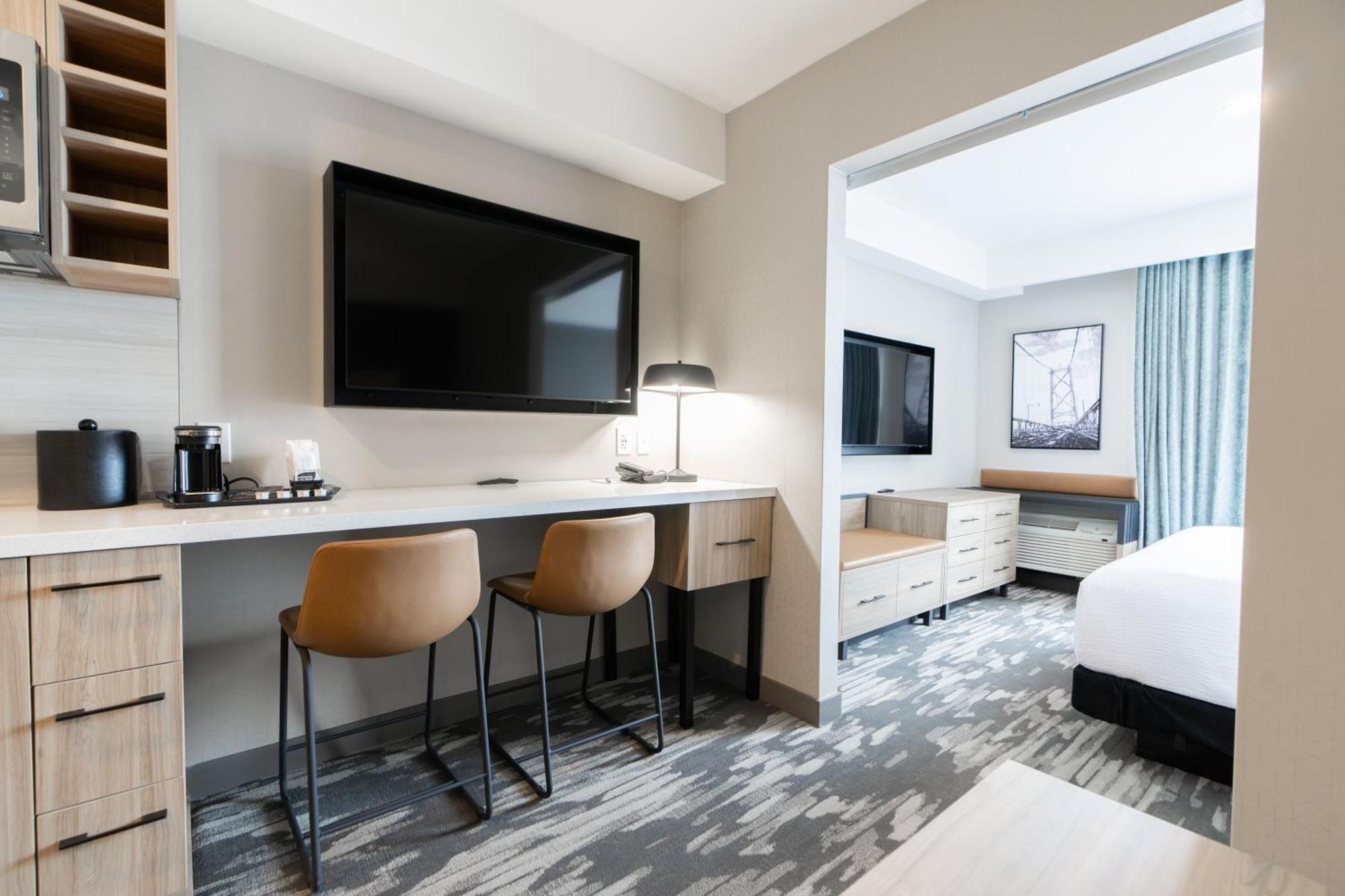 Sandman Signature Winnipeg Airport Hotel & Suites Екстер'єр фото